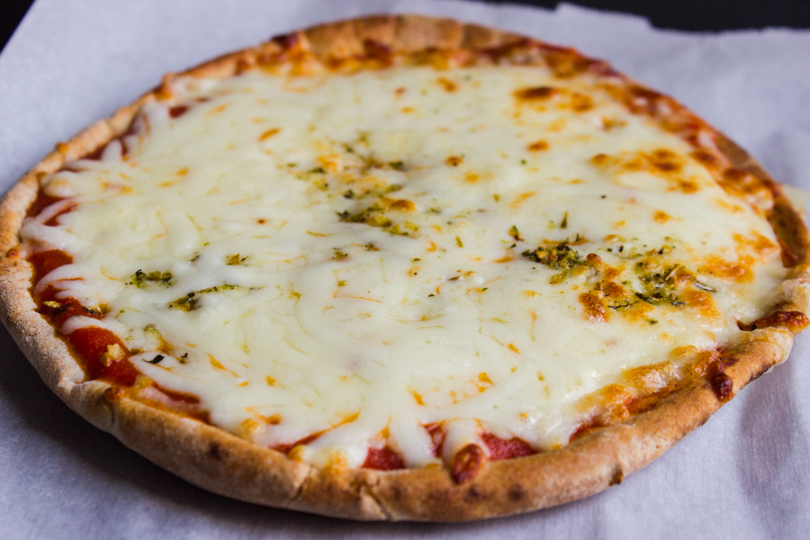 Quick and Easy Pita pizza- Just 3 minutes!
