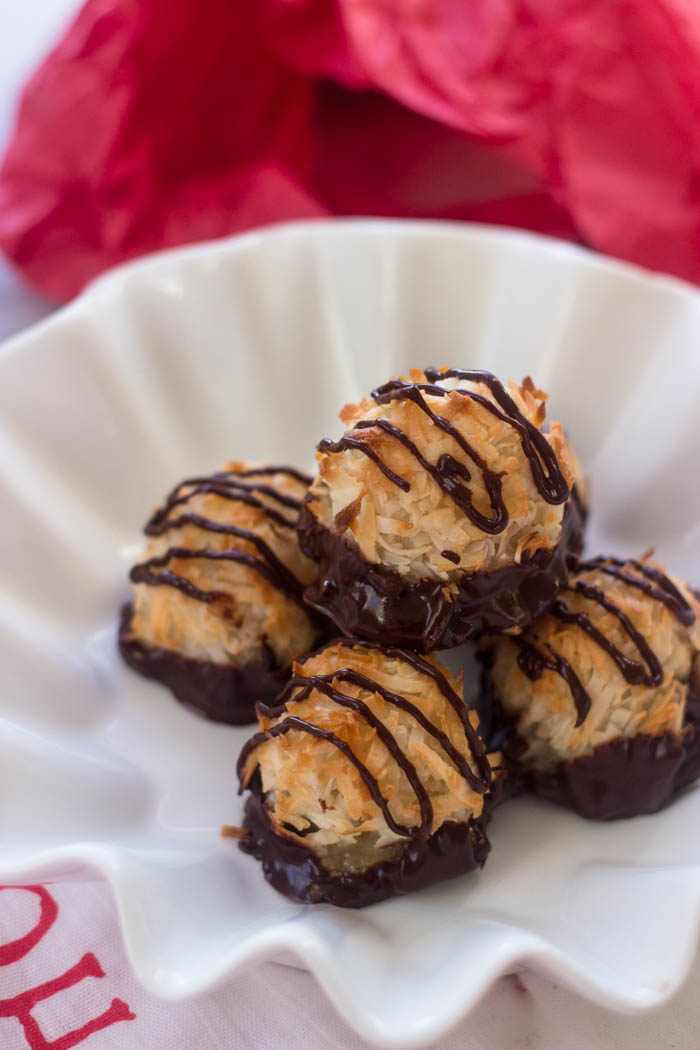 5 Ingredient Coconut Macaroons