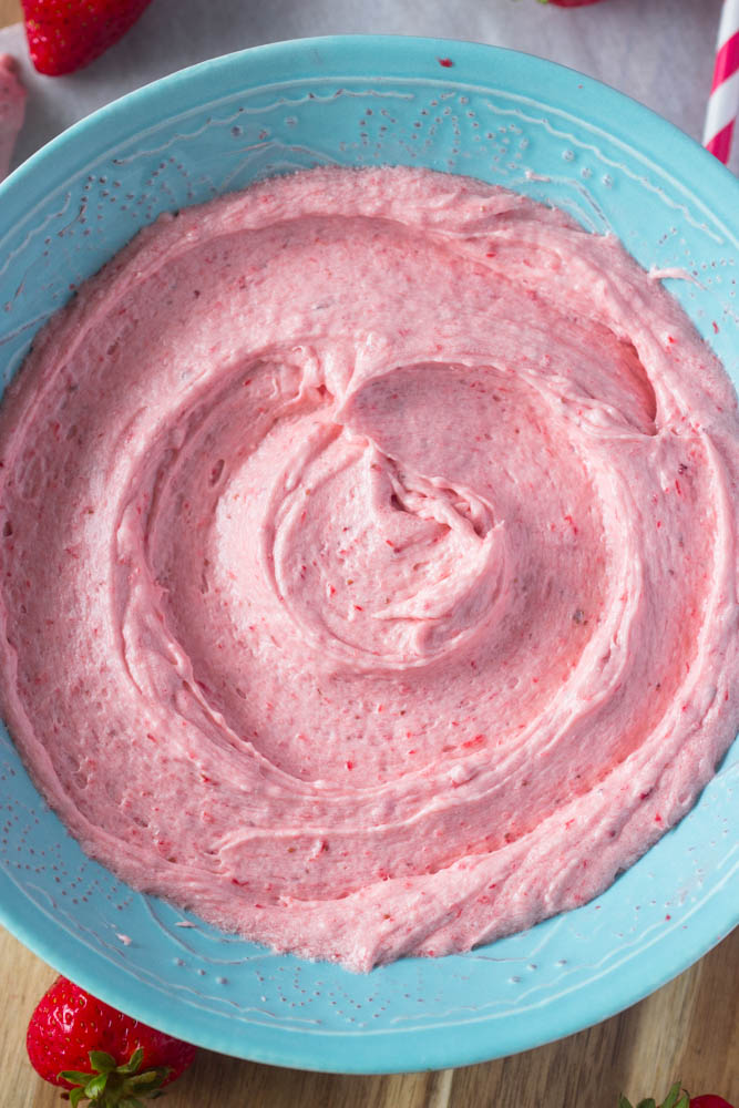 Fresh Strawberry Swirl Cupcakes with Strawberry Buttercream