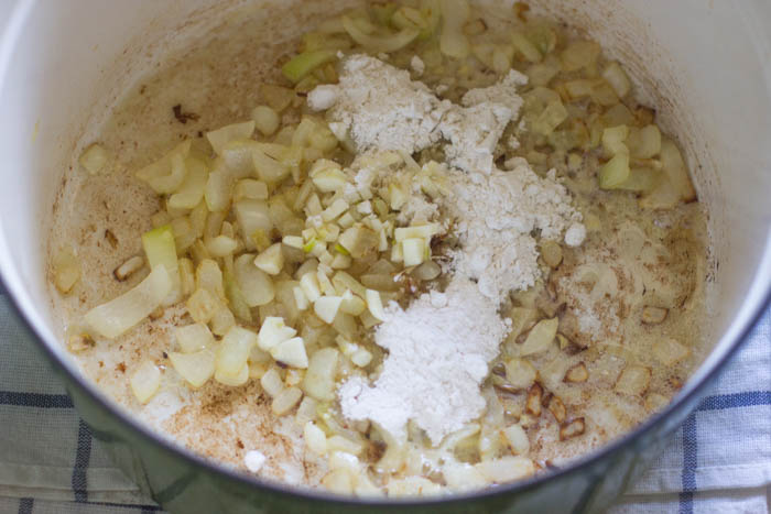 Healthy Creamy Broccoli and Potato Soup