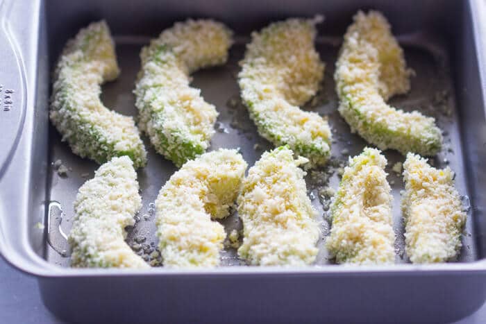 Crispy Baked Avocado Fries & Chipotle Dipping Sauce