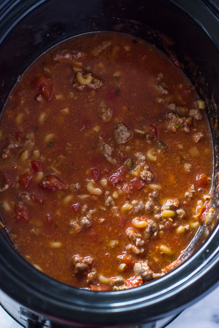 slow cooker ground beef and cheese pasta