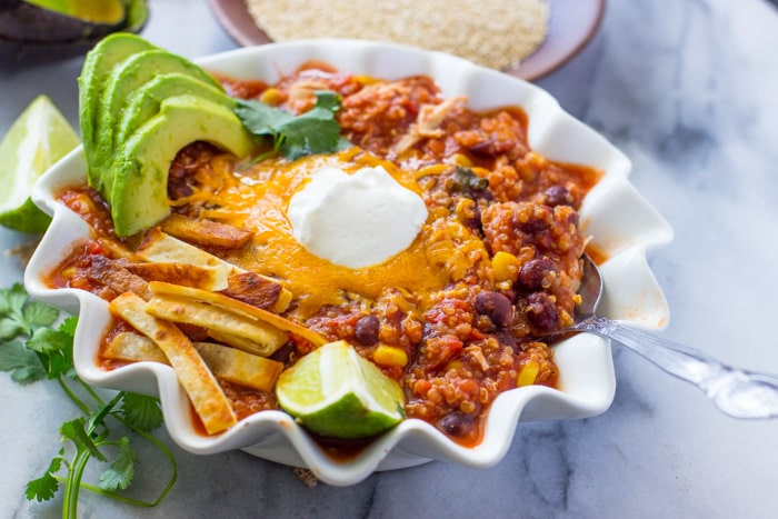 Slow Cooker Quinoa Chicken Chili