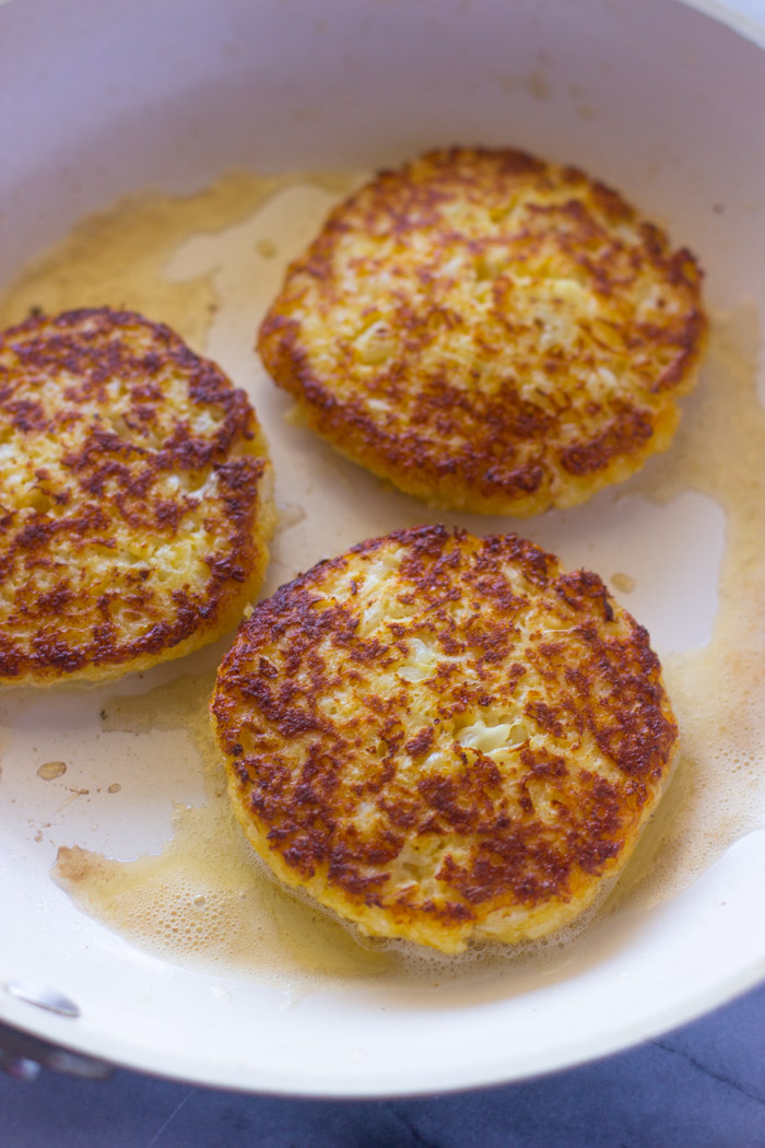 Cauliflower Cheddar Fritters (Pancakes)