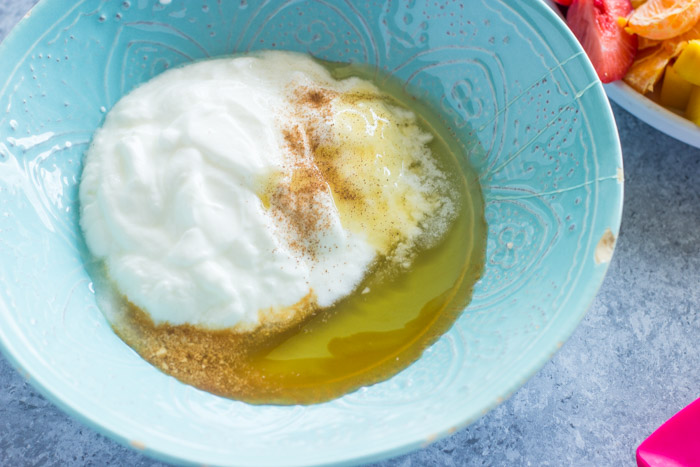 3 Ingredient Healthy Honey Yogurt Fruit Sauce / Dip