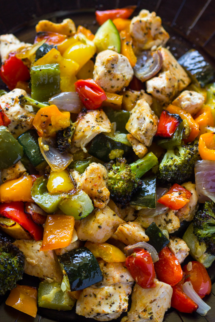 15 Minute Healthy Roasted Chicken and Veggies (One Pan)