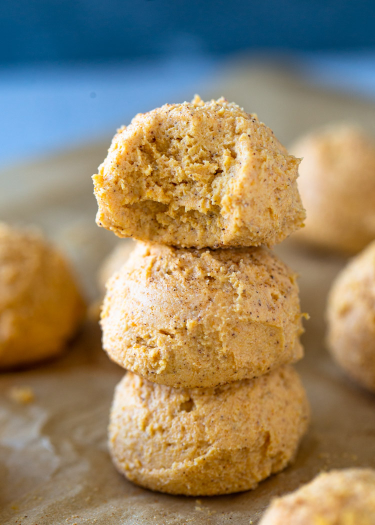 Keto Pumpkin Pie Cheesecake Bites
